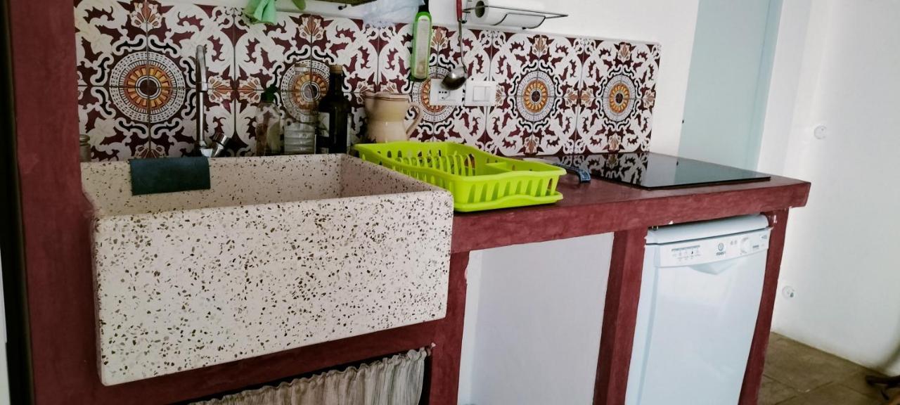 Rosso In Corte - Salento - Corte Dei Colori Spongano エクステリア 写真